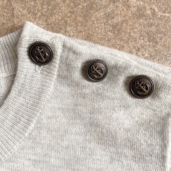 J. Crew Sweater - GUC Gray 3 Button on Shoulder - Picture 6 of 11